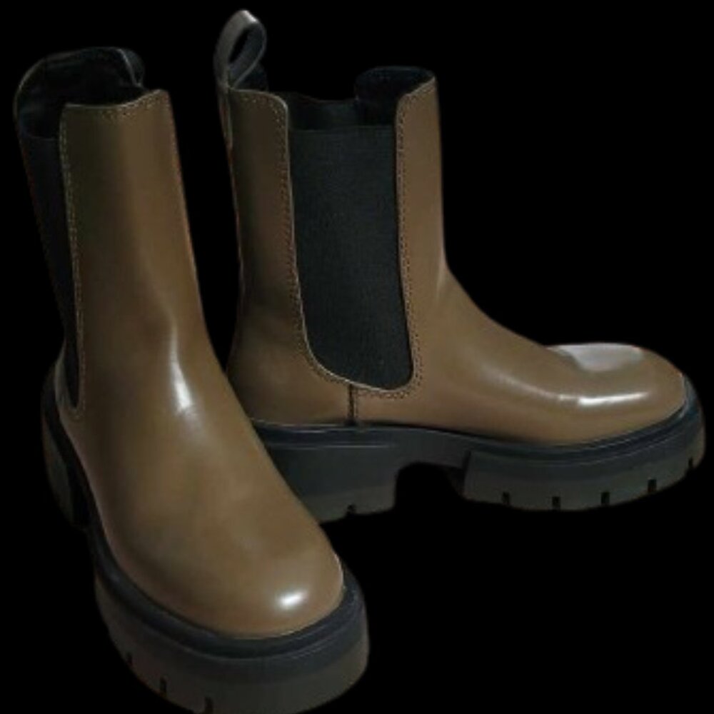Chelsea Boots